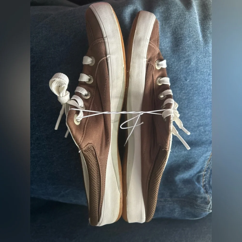 Brown and white Keds low cut canvas lace up shoes, size 10 - Picture 5 of 7